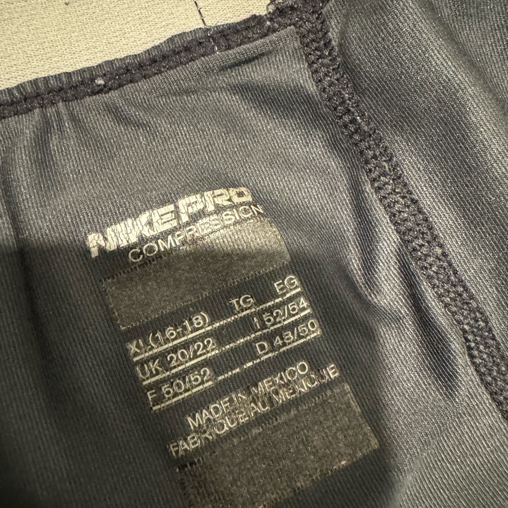 Nike Pro Compression Shorts - Picture 5 of 5